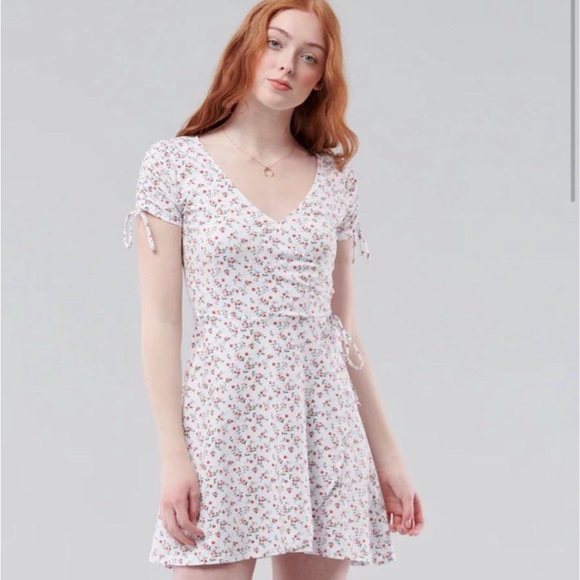 Hollister Cinch-Sleeve Knit Mini Wrap Dress - Picture 3 of 3